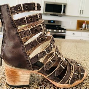 Freebird Cassandra sandals size 7. Never worn